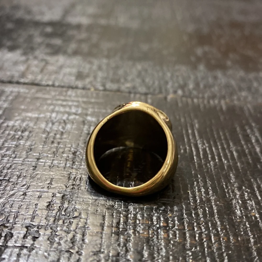 NWOT Size 6 Gold Tone Sun & Moon Signet Ring - Women Jewelry!